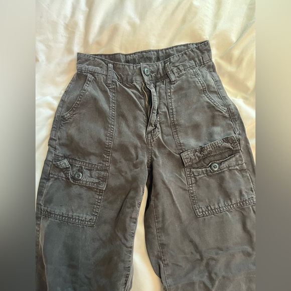 AMERICAN EAGLE CARGO PANTS - Picture 2 of 3